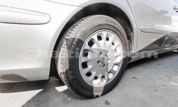 Acheter Import Voiture Mercedes-Benz 200 Autre à Import - Dubai, Artibonite Acheter Import Voiture Mercedes-Benz 200 Autre à Import - Dubai, Artibonite