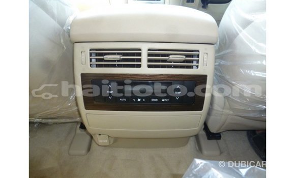 Acheter Import Voiture Toyota Land Cruiser Blanc à Import - Dubai, Artibonite Acheter Import Voiture Toyota Land Cruiser Blanc à Import - Dubai, Artibonite