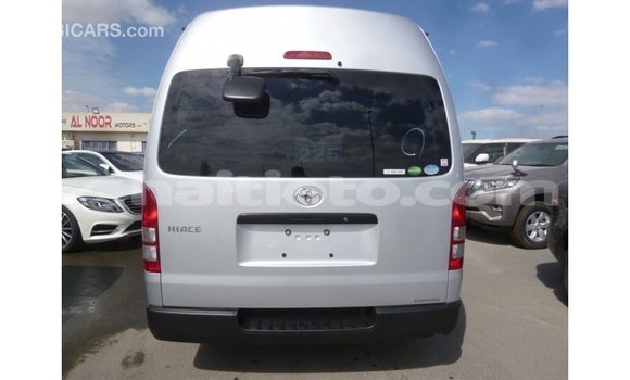 Acheter Import Voiture Toyota Hiace Autre à Import - Dubai, Artibonite Acheter Import Voiture Toyota Hiace Autre à Import - Dubai, Artibonite