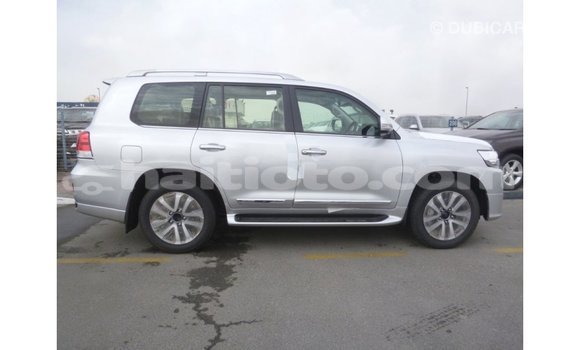 Acheter Import Voiture Toyota Land Cruiser Autre à Import - Dubai, Artibonite Acheter Import Voiture Toyota Land Cruiser Autre à Import - Dubai, Artibonite