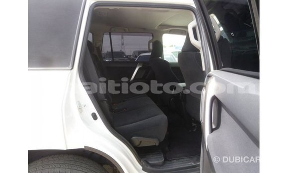 Acheter Import Voiture Toyota Prado Blanc à Import - Dubai, Artibonite Acheter Import Voiture Toyota Prado Blanc à Import - Dubai, Artibonite