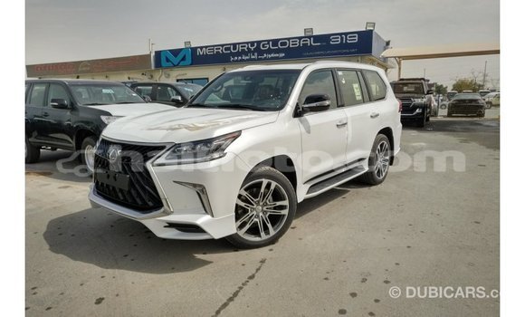 Acheter Import Voiture Lexus LX Blanc à Import - Dubai, Artibonite Acheter Import Voiture Lexus LX Blanc à Import - Dubai, Artibonite