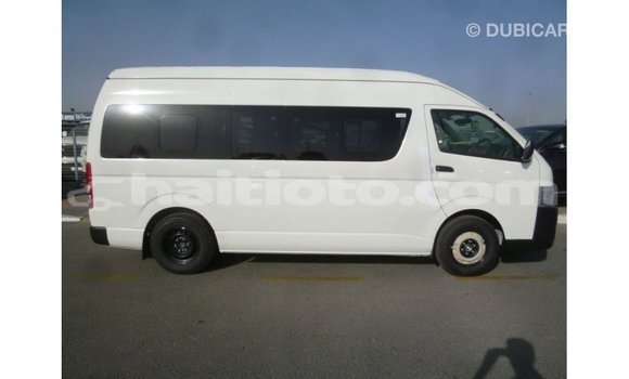 Acheter Import Voiture Toyota Hiace Blanc à Import - Dubai, Artibonite Acheter Import Voiture Toyota Hiace Blanc à Import - Dubai, Artibonite