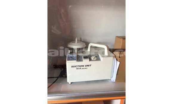 Acheter Import Voiture Toyota Hiace Blanc à Import - Dubai, Artibonite Acheter Import Voiture Toyota Hiace Blanc à Import - Dubai, Artibonite