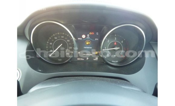 Acheter Import Voiture Jaguar E-Pace Rouge à Import - Dubai, Artibonite Acheter Import Voiture Jaguar E-Pace Rouge à Import - Dubai, Artibonite