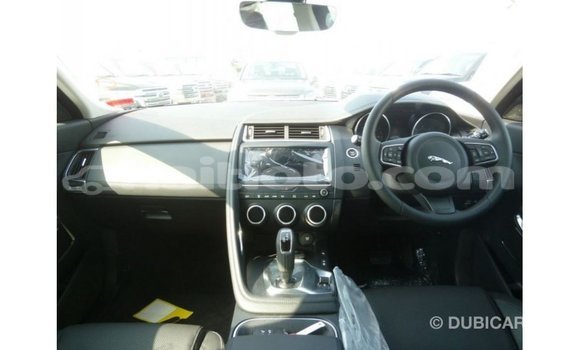 Acheter Import Voiture Jaguar E-Pace Blanc à Import - Dubai, Artibonite Acheter Import Voiture Jaguar E-Pace Blanc à Import - Dubai, Artibonite