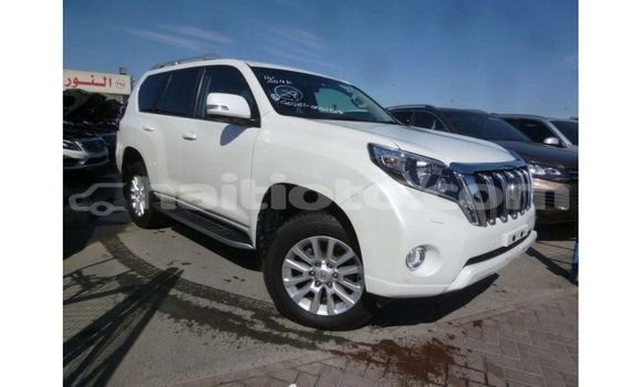 Acheter Import Voiture Toyota Prado Blanc à Import - Dubai, Artibonite Acheter Import Voiture Toyota Prado Blanc à Import - Dubai, Artibonite