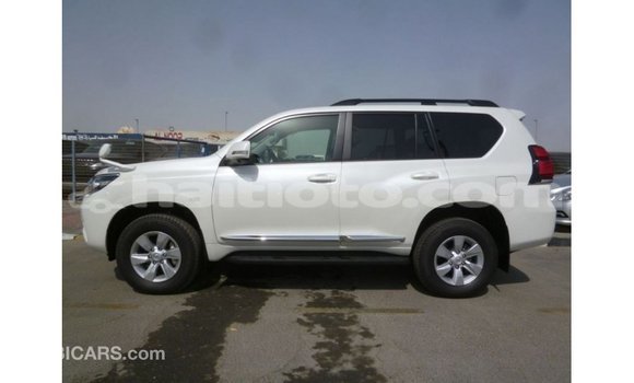 Acheter Import Voiture Toyota Prado Blanc à Import - Dubai, Artibonite Acheter Import Voiture Toyota Prado Blanc à Import - Dubai, Artibonite