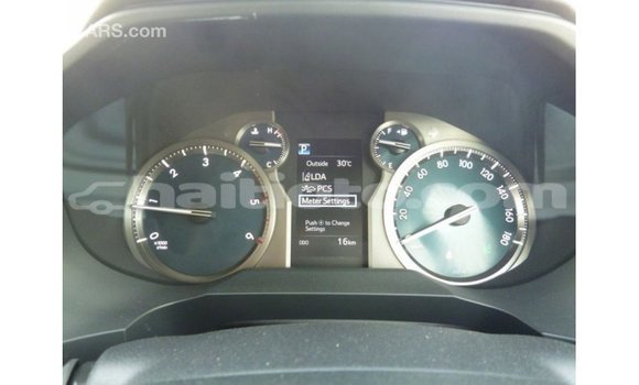 Acheter Import Voiture Toyota Prado Blanc à Import - Dubai, Artibonite Acheter Import Voiture Toyota Prado Blanc à Import - Dubai, Artibonite