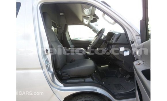 Acheter Import Voiture Toyota Hiace Autre à Import - Dubai, Artibonite Acheter Import Voiture Toyota Hiace Autre à Import - Dubai, Artibonite