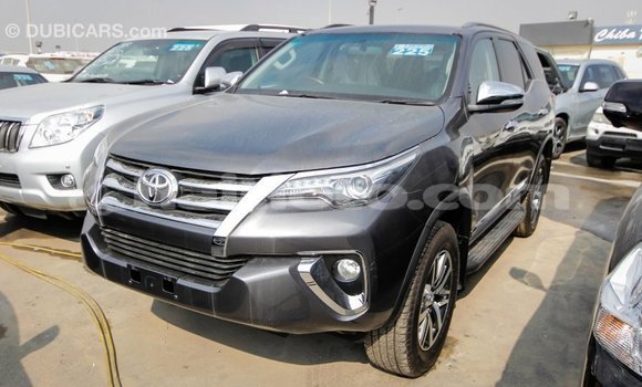 Acheter Import Voiture Toyota Fortuner Autre à Import - Dubai, Artibonite Acheter Import Voiture Toyota Fortuner Autre à Import - Dubai, Artibonite