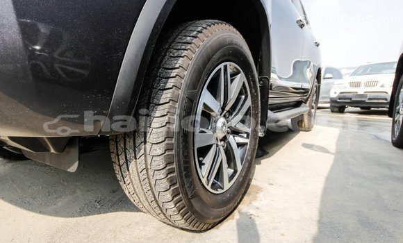 Acheter Import Voiture Toyota Fortuner Autre à Import - Dubai, Artibonite Acheter Import Voiture Toyota Fortuner Autre à Import - Dubai, Artibonite