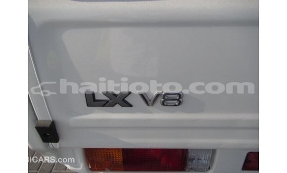 Acheter Import Voiture Toyota Land Cruiser Blanc à Import - Dubai, Artibonite Acheter Import Voiture Toyota Land Cruiser Blanc à Import - Dubai, Artibonite