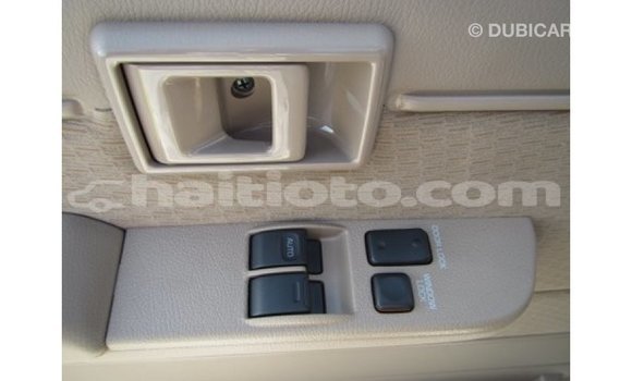Acheter Import Voiture Toyota Land Cruiser Blanc à Import - Dubai, Artibonite Acheter Import Voiture Toyota Land Cruiser Blanc à Import - Dubai, Artibonite