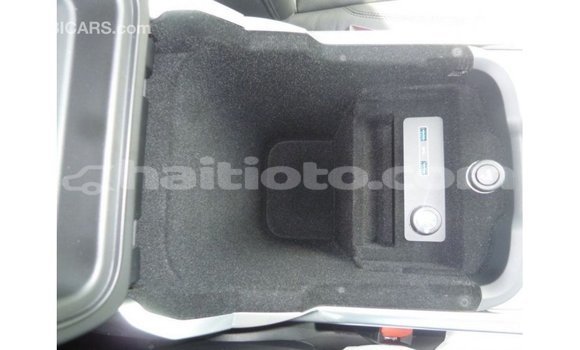 Acheter Import Voiture Land Rover Range Rover Noir à Import - Dubai, Artibonite Acheter Import Voiture Land Rover Range Rover Noir à Import - Dubai, Artibonite