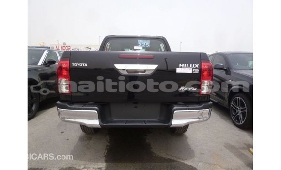 Acheter Import Voiture Toyota Hilux Noir à Import - Dubai, Artibonite Acheter Import Voiture Toyota Hilux Noir à Import - Dubai, Artibonite