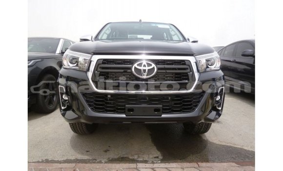 Acheter Import Voiture Toyota Hilux Noir à Import - Dubai, Artibonite Acheter Import Voiture Toyota Hilux Noir à Import - Dubai, Artibonite