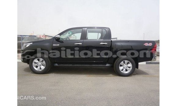 Acheter Import Voiture Toyota Hilux Noir à Import - Dubai, Artibonite Acheter Import Voiture Toyota Hilux Noir à Import - Dubai, Artibonite