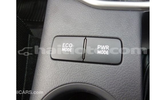 Acheter Import Voiture Toyota Hilux Noir à Import - Dubai, Artibonite Acheter Import Voiture Toyota Hilux Noir à Import - Dubai, Artibonite