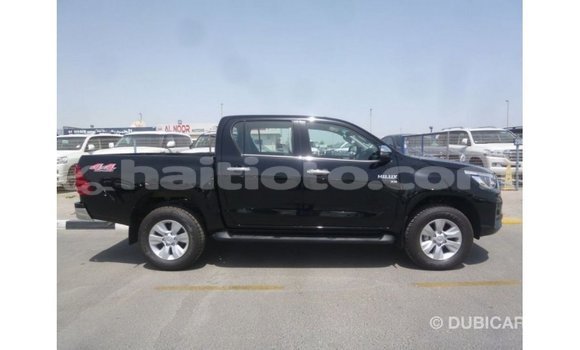 Acheter Import Voiture Toyota Hilux Noir à Import - Dubai, Artibonite Acheter Import Voiture Toyota Hilux Noir à Import - Dubai, Artibonite