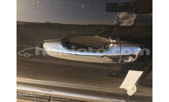 Acheter Import Voiture Toyota Land Cruiser Noir à Import - Dubai, Artibonite Acheter Import Voiture Toyota Land Cruiser Noir à Import - Dubai, Artibonite