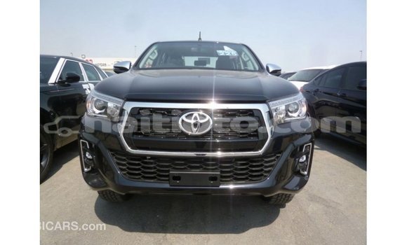 Acheter Import Voiture Toyota Hilux Noir à Import - Dubai, Artibonite Acheter Import Voiture Toyota Hilux Noir à Import - Dubai, Artibonite
