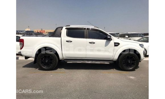 Acheter Import Voiture Ford Ranger Blanc à Import - Dubai, Artibonite Acheter Import Voiture Ford Ranger Blanc à Import - Dubai, Artibonite