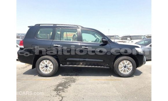 Acheter Import Voiture Toyota Land Cruiser Noir à Import - Dubai, Artibonite Acheter Import Voiture Toyota Land Cruiser Noir à Import - Dubai, Artibonite