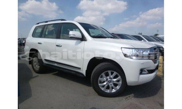 Acheter Import Voiture Toyota Land Cruiser Blanc à Import - Dubai, Artibonite Acheter Import Voiture Toyota Land Cruiser Blanc à Import - Dubai, Artibonite
