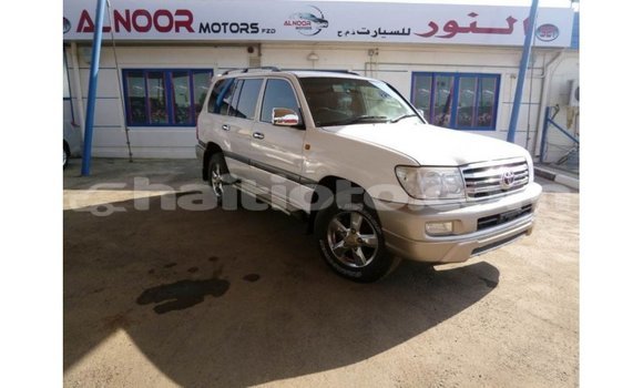 Acheter Import Voiture Toyota Land Cruiser Blanc à Import - Dubai, Artibonite Acheter Import Voiture Toyota Land Cruiser Blanc à Import - Dubai, Artibonite
