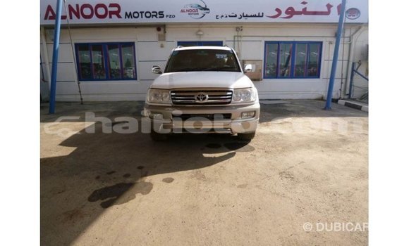 Acheter Import Voiture Toyota Land Cruiser Blanc à Import - Dubai, Artibonite Acheter Import Voiture Toyota Land Cruiser Blanc à Import - Dubai, Artibonite
