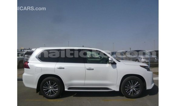 Acheter Import Voiture Lexus LX Blanc à Import - Dubai, Artibonite Acheter Import Voiture Lexus LX Blanc à Import - Dubai, Artibonite