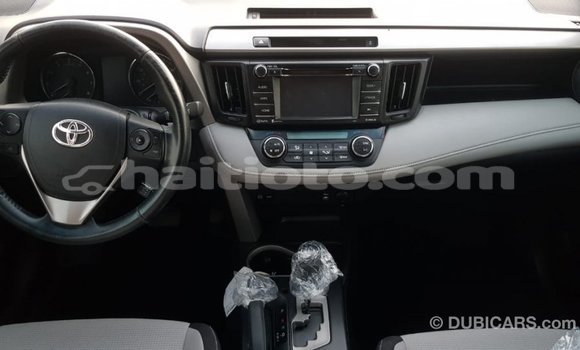 Acheter Import Utilitaire Toyota HiAce Rouge à Import - Dubai, Artibonite Acheter Import Utilitaire Toyota HiAce Rouge à Import - Dubai, Artibonite