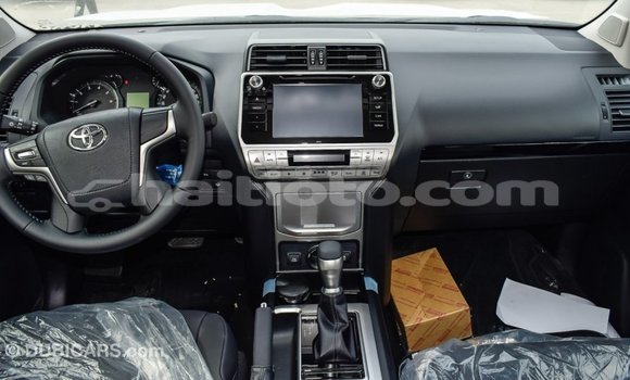 Acheter Import Voiture Toyota Prado Noir à Import - Dubai, Artibonite Acheter Import Voiture Toyota Prado Noir à Import - Dubai, Artibonite
