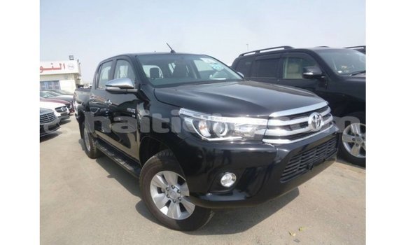 Acheter Import Voiture Toyota Hilux Noir à Import - Dubai, Artibonite Acheter Import Voiture Toyota Hilux Noir à Import - Dubai, Artibonite