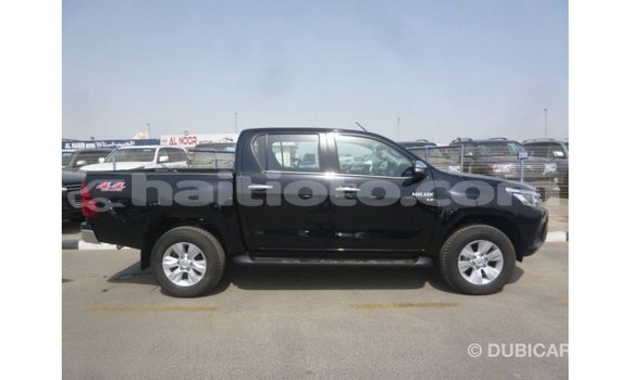 Acheter Import Voiture Toyota Hilux Noir à Import - Dubai, Artibonite Acheter Import Voiture Toyota Hilux Noir à Import - Dubai, Artibonite