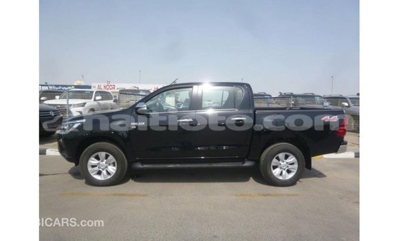 Acheter Import Voiture Toyota Hilux Noir à Import - Dubai, Artibonite Acheter Import Voiture Toyota Hilux Noir à Import - Dubai, Artibonite