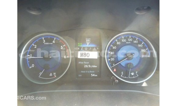 Acheter Import Voiture Toyota Hilux Noir à Import - Dubai, Artibonite Acheter Import Voiture Toyota Hilux Noir à Import - Dubai, Artibonite