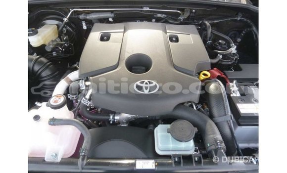 Acheter Import Voiture Toyota Hilux Noir à Import - Dubai, Artibonite Acheter Import Voiture Toyota Hilux Noir à Import - Dubai, Artibonite