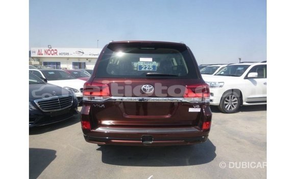 Acheter Import Voiture Toyota Land Cruiser Rouge à Import - Dubai, Artibonite Acheter Import Voiture Toyota Land Cruiser Rouge à Import - Dubai, Artibonite