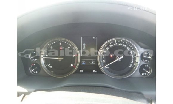 Acheter Import Voiture Toyota Land Cruiser Rouge à Import - Dubai, Artibonite Acheter Import Voiture Toyota Land Cruiser Rouge à Import - Dubai, Artibonite