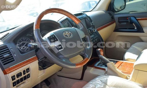 Acheter Import Voiture Toyota Land Cruiser Autre à Import - Dubai, Artibonite Acheter Import Voiture Toyota Land Cruiser Autre à Import - Dubai, Artibonite