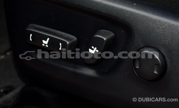 Acheter Import Utilitaire Toyota HiAce Autre à Import - Dubai, Artibonite Acheter Import Utilitaire Toyota HiAce Autre à Import - Dubai, Artibonite