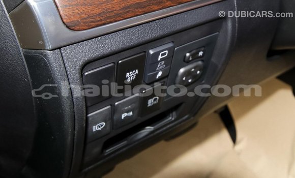 Acheter Import Voiture Toyota Land Cruiser Noir à Import - Dubai, Artibonite Acheter Import Voiture Toyota Land Cruiser Noir à Import - Dubai, Artibonite