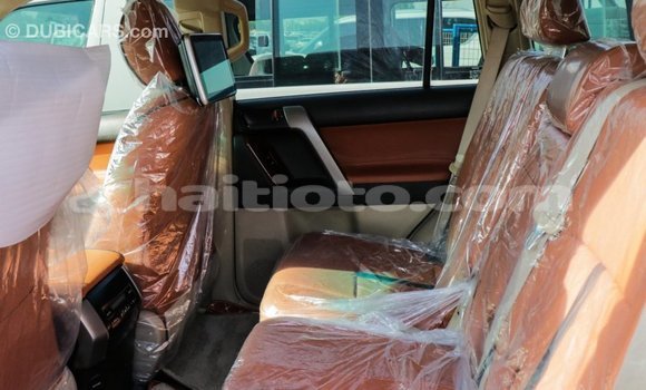 Acheter Import Voiture Toyota Prado Rouge à Import - Dubai, Artibonite Acheter Import Voiture Toyota Prado Rouge à Import - Dubai, Artibonite