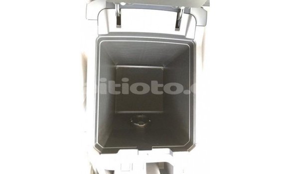 Acheter Import Voiture Toyota Prado Noir à Import - Dubai, Artibonite Acheter Import Voiture Toyota Prado Noir à Import - Dubai, Artibonite