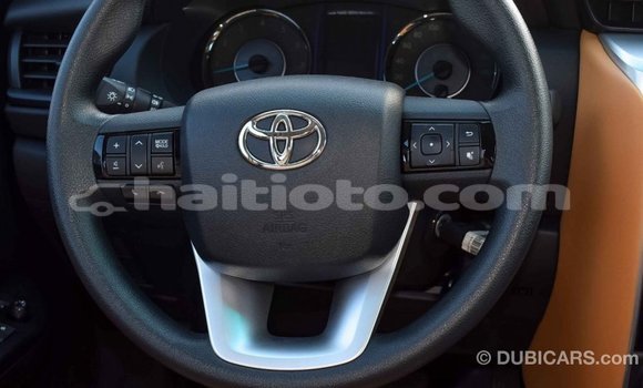 Acheter Import Voiture Toyota Fortuner Blanc à Import - Dubai, Artibonite Acheter Import Voiture Toyota Fortuner Blanc à Import - Dubai, Artibonite