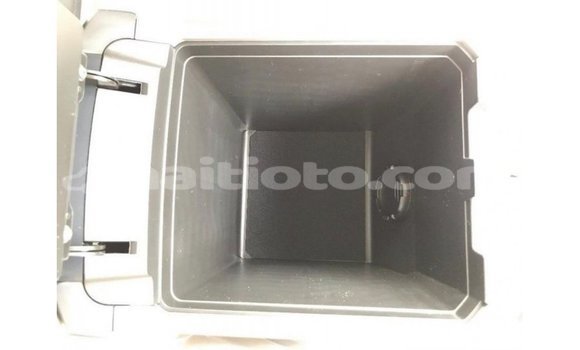 Acheter Import Voiture Toyota Prado Noir à Import - Dubai, Artibonite Acheter Import Voiture Toyota Prado Noir à Import - Dubai, Artibonite