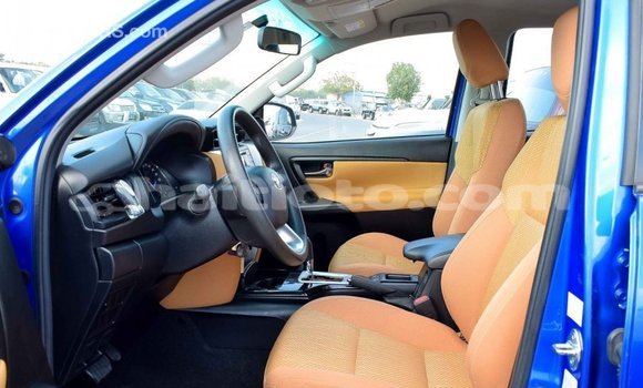 Acheter Import Voiture Toyota Fortuner Bleu à Import - Dubai, Artibonite Acheter Import Voiture Toyota Fortuner Bleu à Import - Dubai, Artibonite