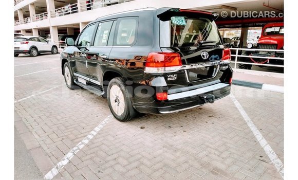 Acheter Import Voiture Toyota Land Cruiser Noir à Import - Dubai, Artibonite Acheter Import Voiture Toyota Land Cruiser Noir à Import - Dubai, Artibonite